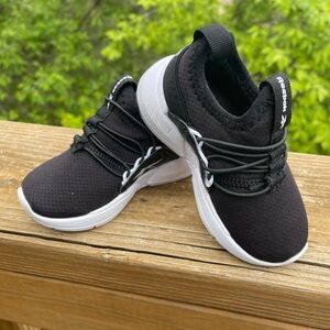 Reebok Kids Black Sneakers - Like NEW!